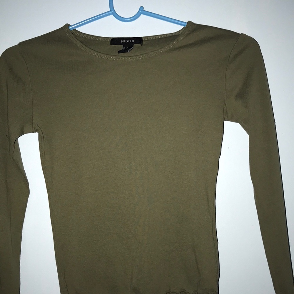 Olive crop top💚
